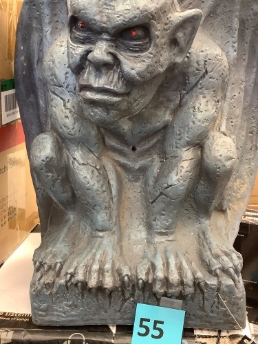 Halloween Decor, Gargoyle, Appears New - Lot 55