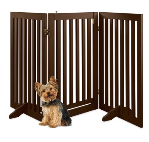 31.5in 3-Panel Freestanding Wooden Pet Gate w/ Door, Support Feet, Espresso - Lot 137