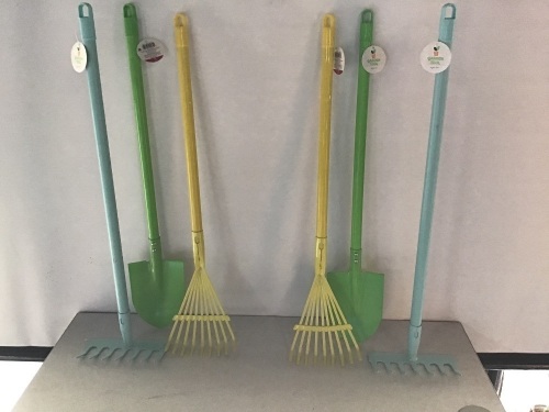 Kids Raking Set, LOT of 6, Like New, Retail- $3 Each - Lot 237