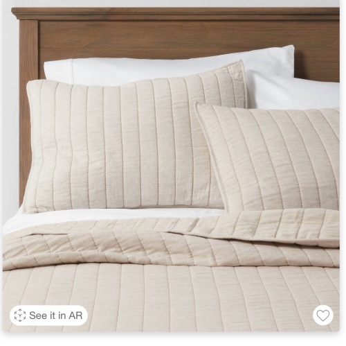 King Herringbone Flannel Quilt Natural - Threshold, Like New, Retail - $89 - Lot 90