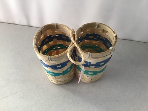 Circle Utensil Caddy, LOT of 9, New, Retail - $5 - Lot 323