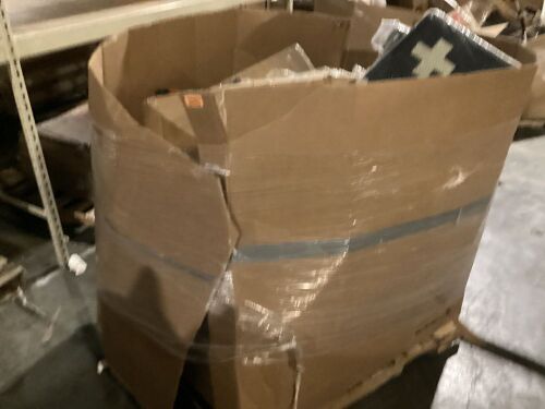 Pallet of Salvage Items - Items May Be Incomplete or Broken - Lot 986