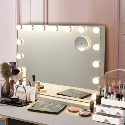 Lighted Mirror with Touch Control - 23x20in - Lot 580