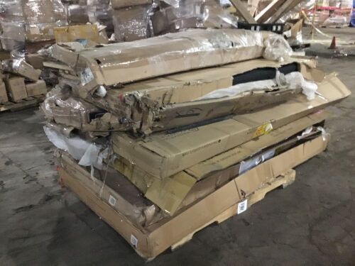 Salvage Pallet. Items Will Be Broken, Damaged and Incomplete.  - Lot 817