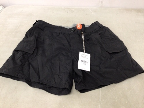 World Wide Sportsman Womens Shorts, Size 8, Appears New - Lot 606