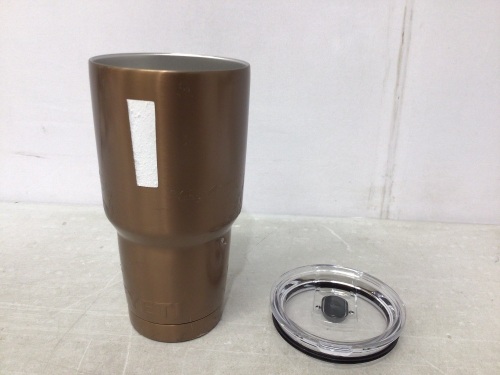 Yeti Tumbler, Missing Part Of Lid, E-Comm Return - Lot 625