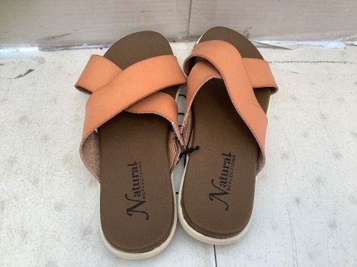 Natural Reflections Sandals, Size 9M, E-Comm Return - Lot 226