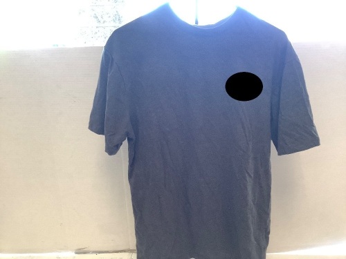Adult Graphic Tee, Size Small, E-Comm Return - Lot 236