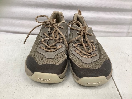 Mens Tennis Shoes, Size 9.5, E-Comm Return - Lot 296