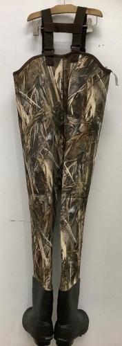 Mens/Womens Waders, Size 6, Appears New - Lot 56