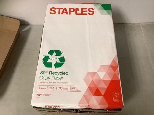 Lot of (5) Staples Copy Paper, E-Comm Return - Lot 452