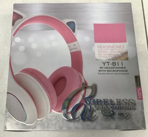 Cat Ear Folding Wireless Headphones w/ Microphone - Lot 665