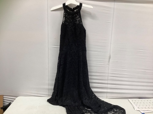 Dress - Lot 717