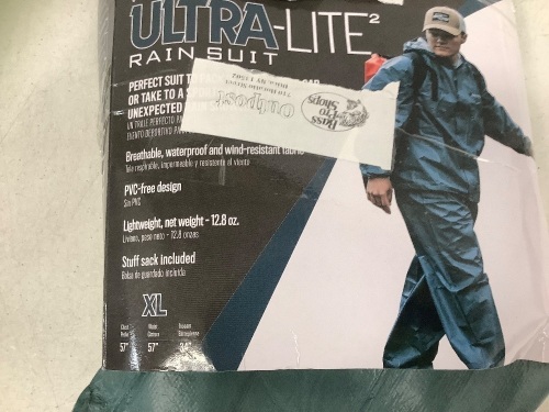 Ultra-Lite Rain Suit - Lot 616