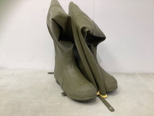 Fishing Hip Waders - Lot 90