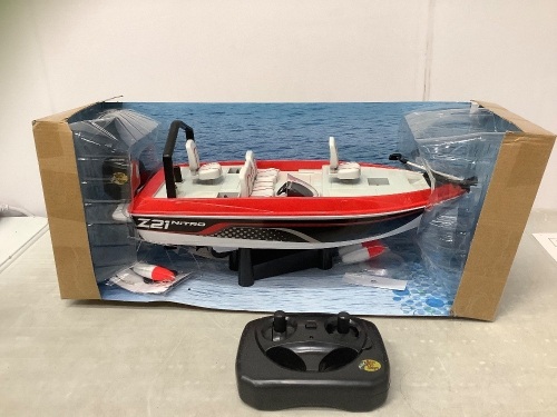 RC Fishing Boat - Lot 313