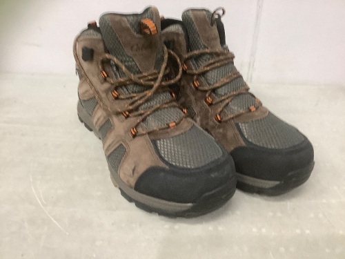 Mens Hiking Boots - Lot 54