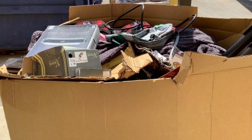 Salvage Pallet of Misc. Hunting, Fishing, and Misc. Items, Items will be broken, damaged or incomplete. - Lot 28