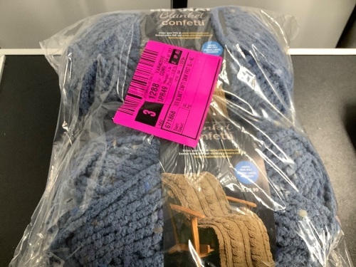 Lot of (2) 2 Pack Color by Nature Yarn, Appears New - Lot 105