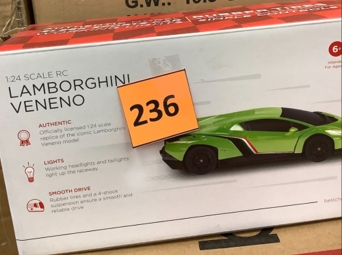 1/24 Kids RC Lamborghini Veneno Racing Car Toy w/ Lights, Shock Suspension, Green - Lot 236