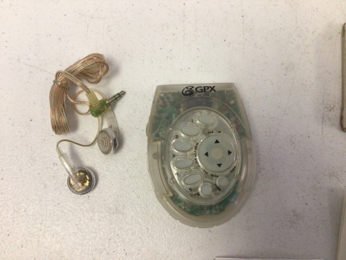 Lot of 16 GPX RDT4004CLR Portable Radio with Digital Clock w/headphones, New in Box - Lot 28
