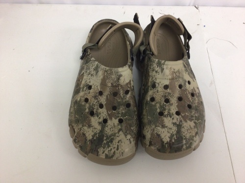 All Terrain Crocs, Appears New, Size 10 - Lot 183