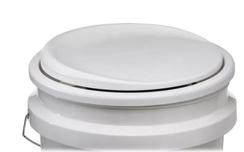 Bucket Innovations Swivel Seat Bucket Lid, E-Commerce Return - Lot 774