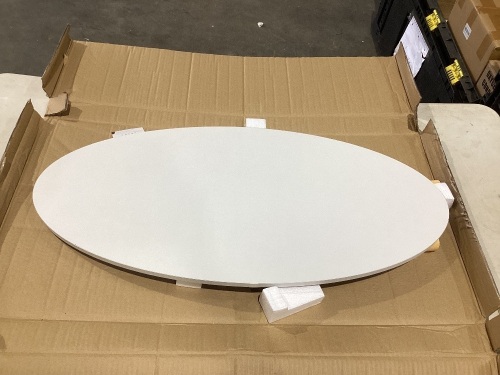 White Table - Lot 705