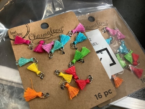 Box of Bracelet Charms, Appears New - Lot 345