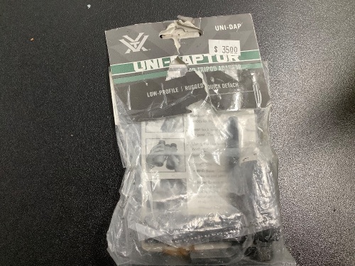 Uni-Dapter Low Profile Tripod Adapter, Ecommerce Return - Lot 385