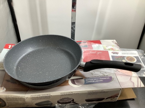 SUNHOUSE, Fordged Aluminum Frying Pan 11 Inches, Appears New - Lot 244