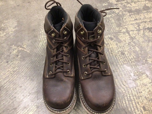 Mens Boots - Lot 306