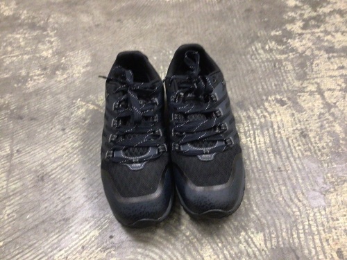 Mens Shoes - Lot 390