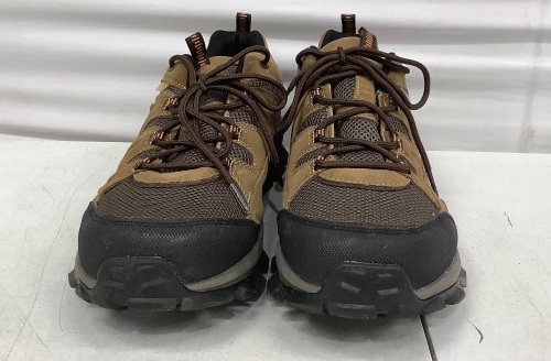 Mens Hiking Shoes - Lot 451