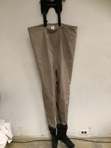 Womens Stocking Foot Waders - Lot 97