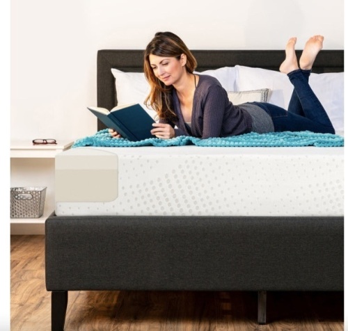 10in Dual Layered Memory Foam Mattress w/ CertiPUR-US Certified Foam - Lot 421