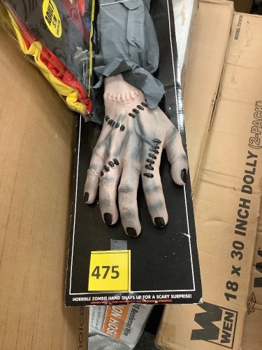 Zombie Attack Hand - Lot 475