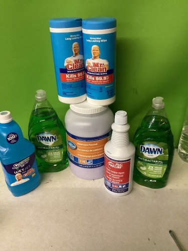 Miscellaneous Cleaning Items, LOT of 7, New - Lot 123