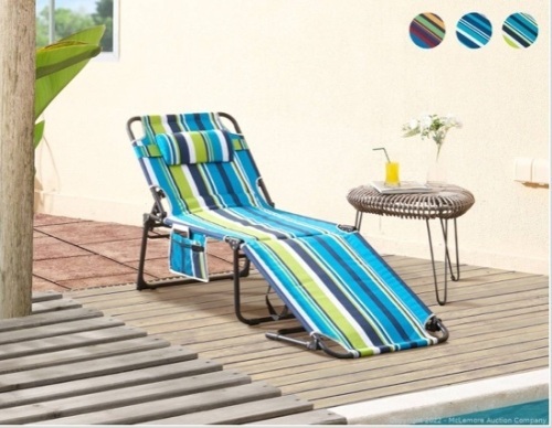  SUPERJARE Folding Lounge Chair - Dark Cyan, Like New, retail - $39.99 - Lot 138