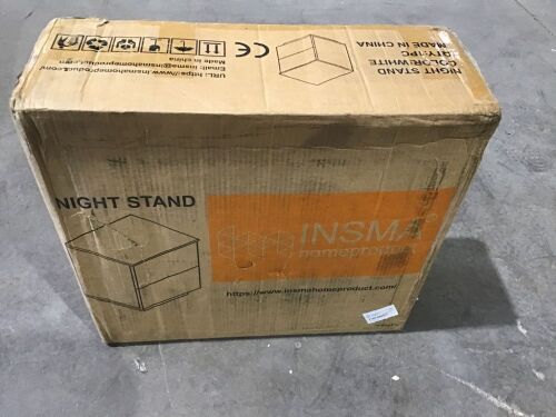 Insma White Nightstand - Lot 812