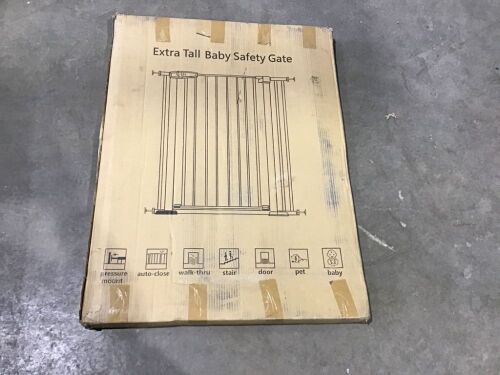 KingSo Extra Wide Baby Safety Gate  - Lot 659