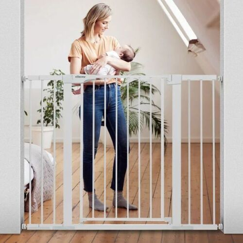 Baby Safety Gate 29.5"-43.3" - Lot 282