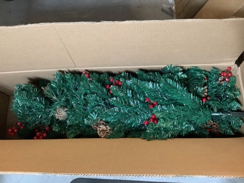 Holiday Christmas Tree, Size Unknown, Ecommerce Return - Lot 112