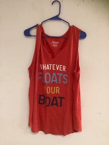 Naturals Reflections Women's Tank, Red, 1X - Lot 111