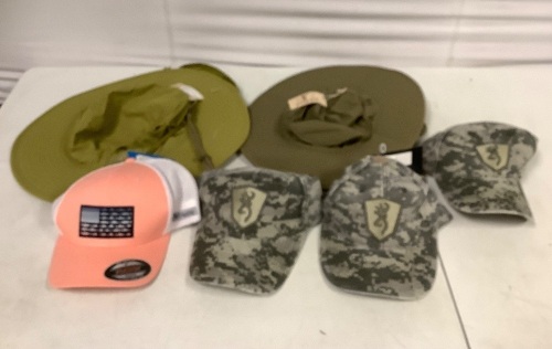 Lot of (6) Hats - Lot 151