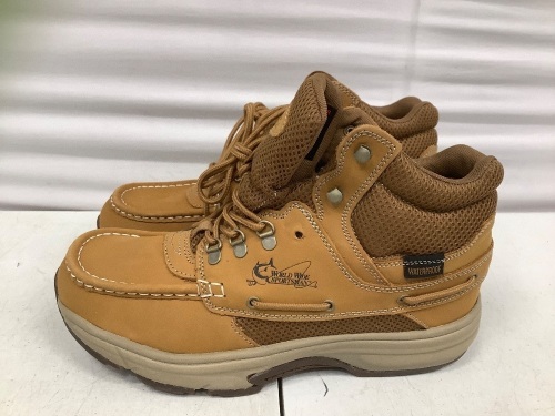 Mens Waterproof Chukka Boots - Missing Eyelet - Lot 159