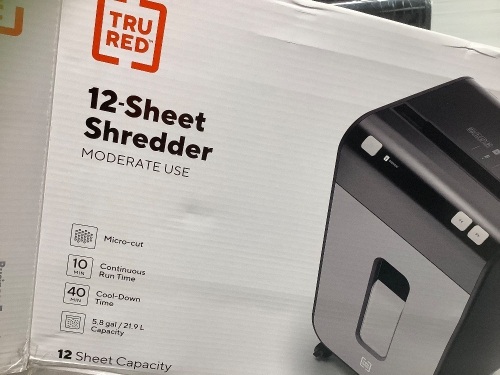 12-Sheet Micro-Cut Paper Shredder - Lot 6