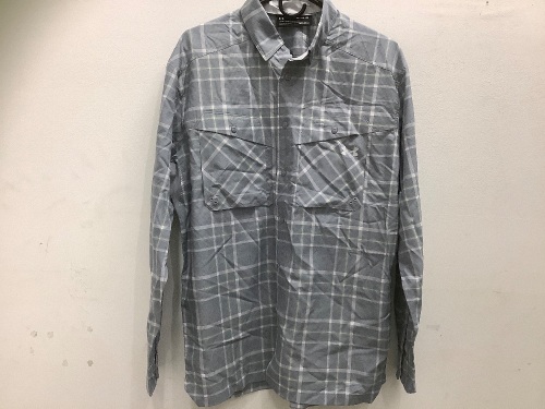Under Armour, Men's  Medium, Loose Button Up Plaid Shirt - Lot 191