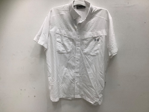 Under Armour, Men's Large, Short Sleeve Button Up Shirt w/ Heatgear - Lot 203