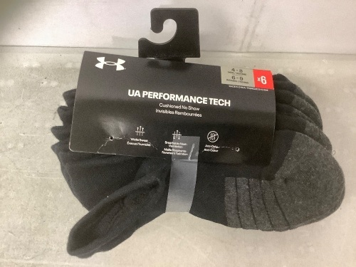 Pack of Performance Tech Socks, Size Mens 4-8 / Womens 6-9 - Lot 451